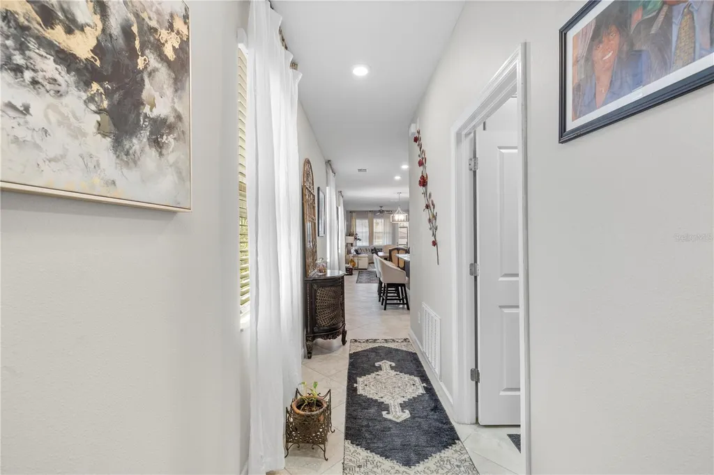 9611 Ivory Drive Sun City Center FL 33573