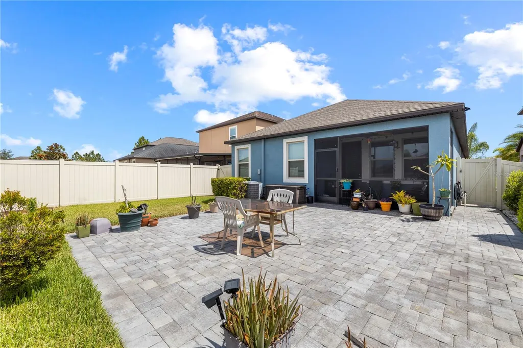 9611 Ivory Drive Sun City Center FL 33573