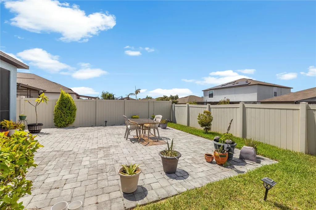 9611 Ivory Drive Sun City Center FL 33573
