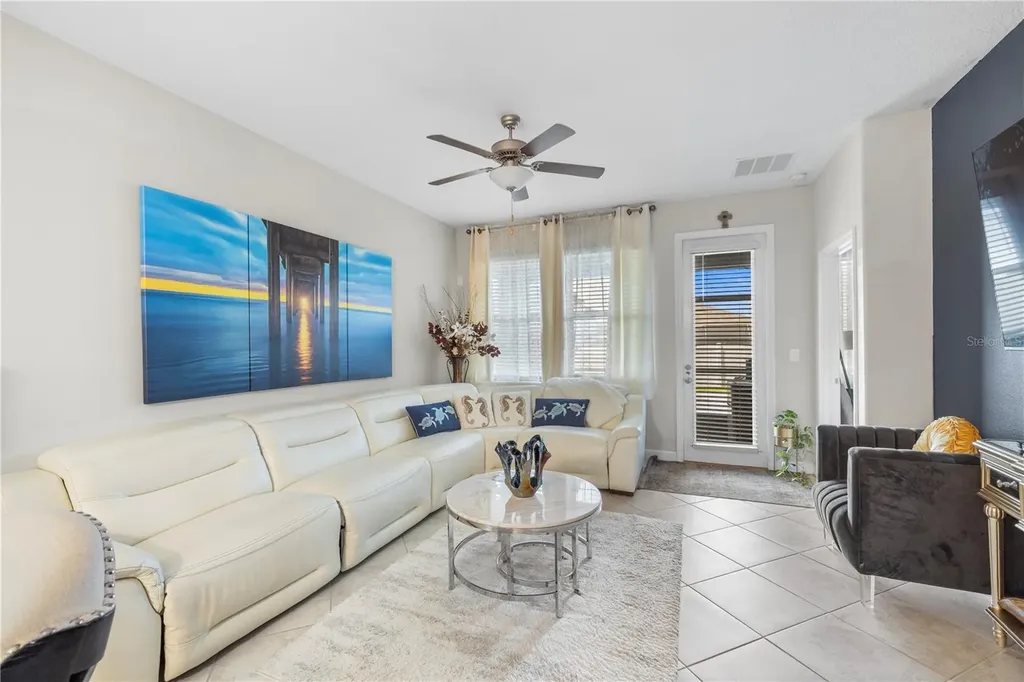 9611 Ivory Drive Sun City Center FL 33573