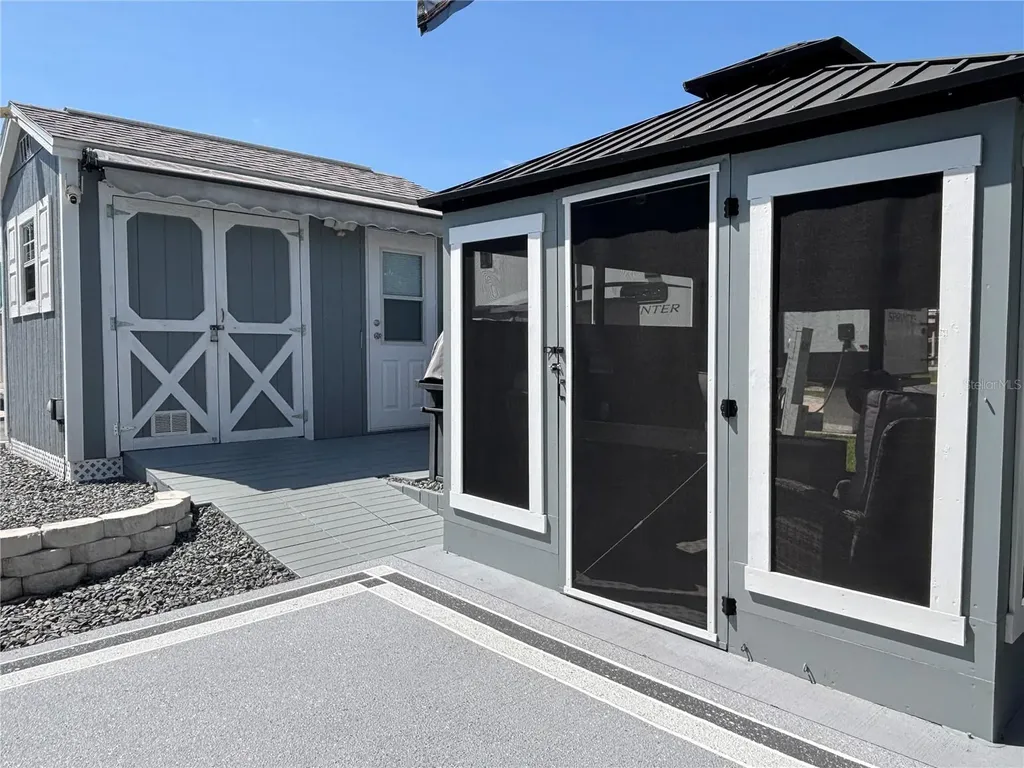 2850 NE 103rd Terrace Silver Springs FL 34488