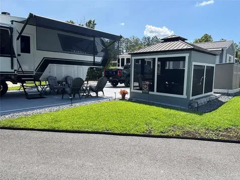 2850 NE 103rd Terrace Silver Springs FL 34488