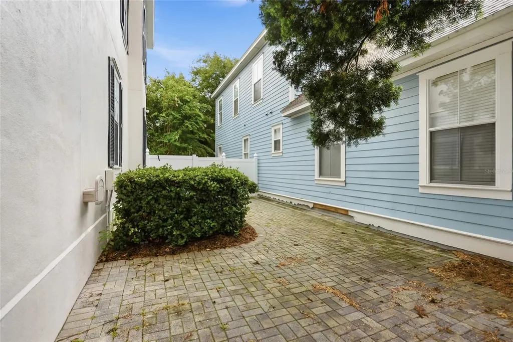 912 Waterside Drive Celebration FL 34747