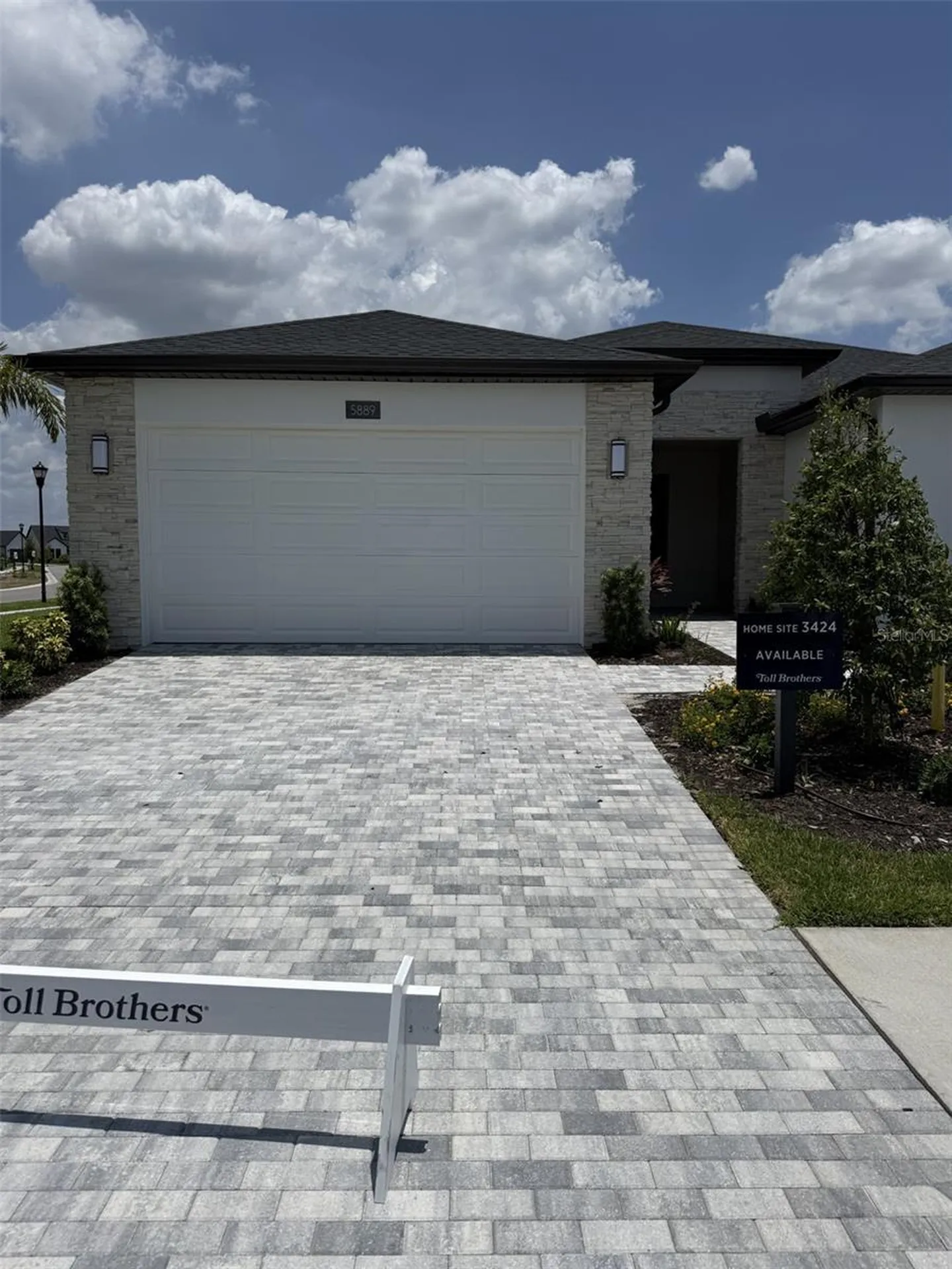 5889 Windbreak Court Apollo Beach FL 33572
