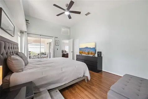 1047 Royal Oaks Drive Apopka FL 32703