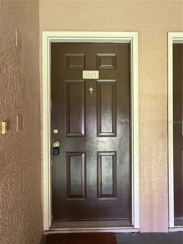 14327 Fredricksburg Drive Orlando FL 32837