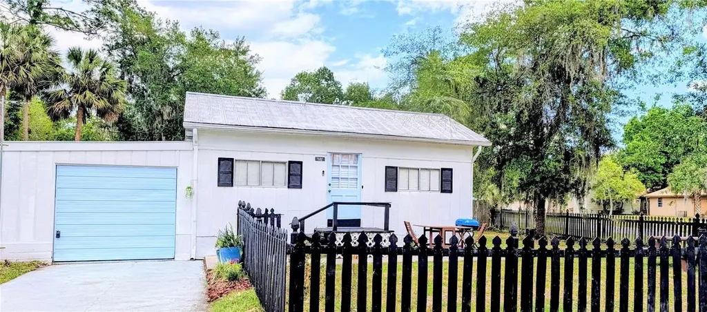 55914 Bay Road Astor FL 32102
