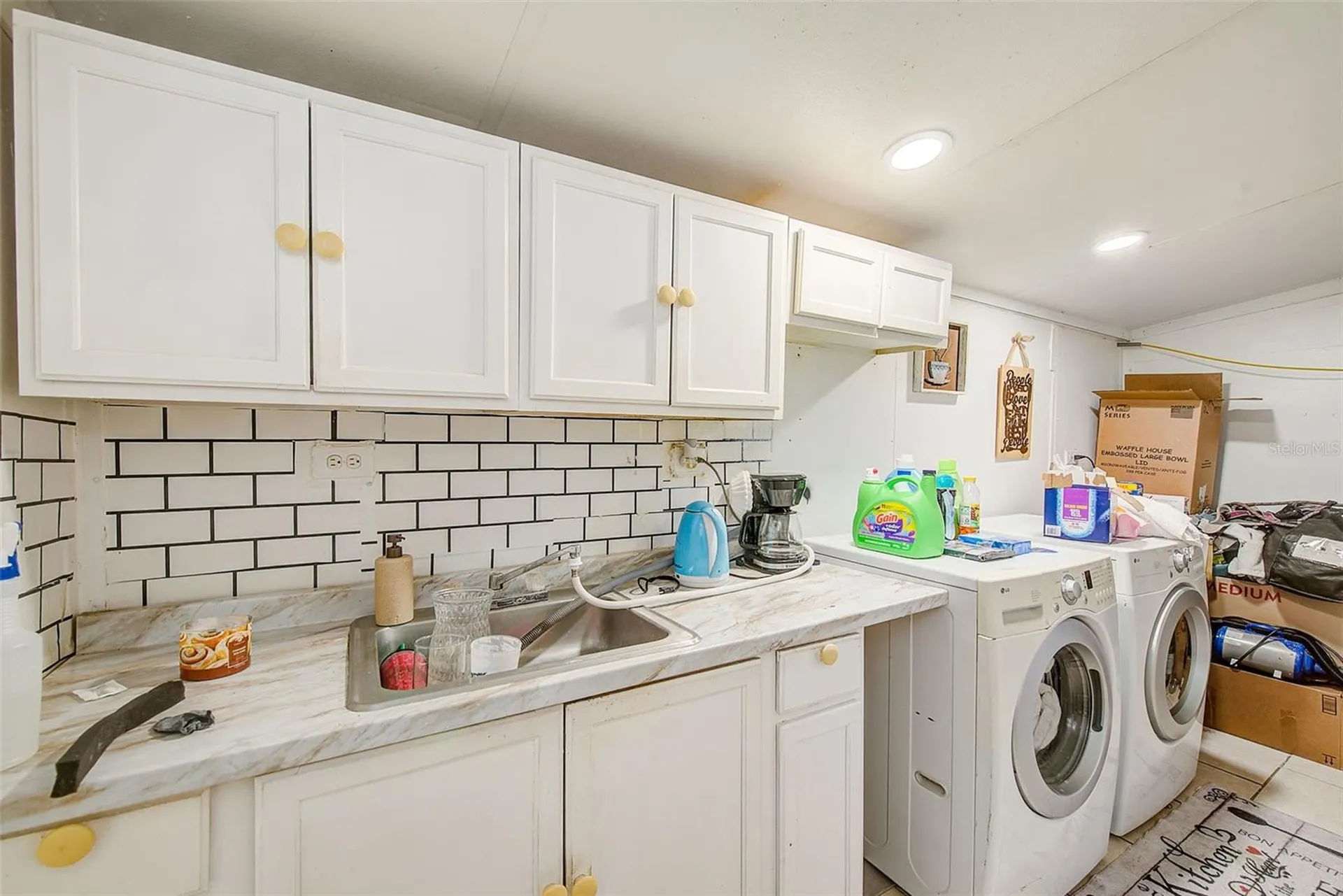 2318 W Powhatan Avenue Tampa FL 33603