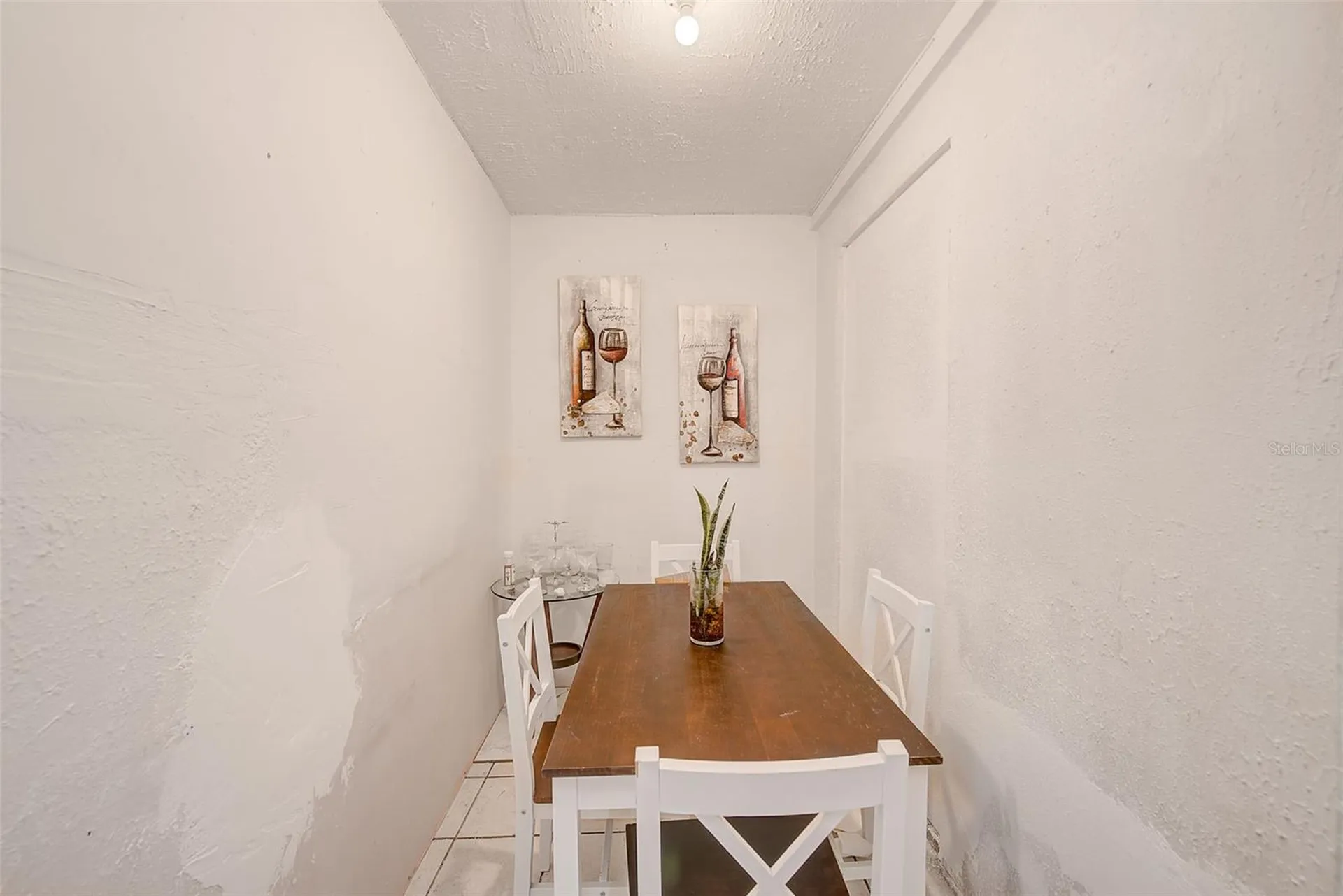 2318 W Powhatan Avenue Tampa FL 33603