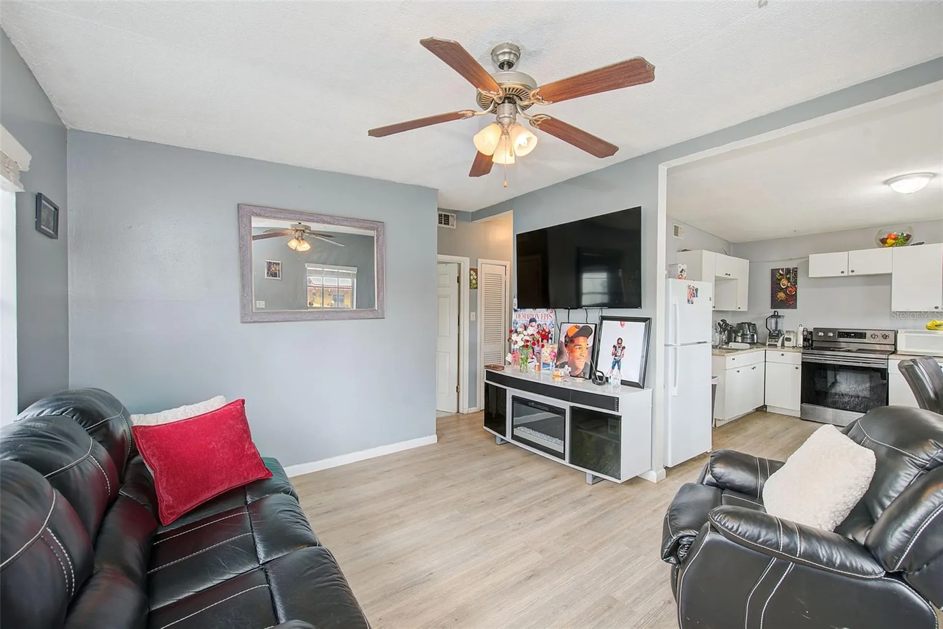2318 W Powhatan Avenue Tampa FL 33603