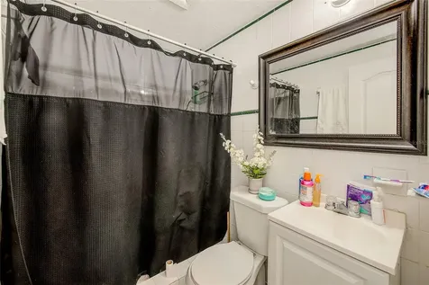 2318 W Powhatan Avenue Tampa FL 33603