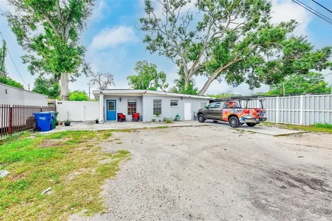 2318 W Powhatan Avenue Tampa FL 33603