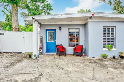 2318 W Powhatan Avenue Tampa FL 33603