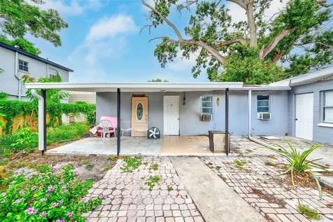 2318 W Powhatan Avenue Tampa FL 33603