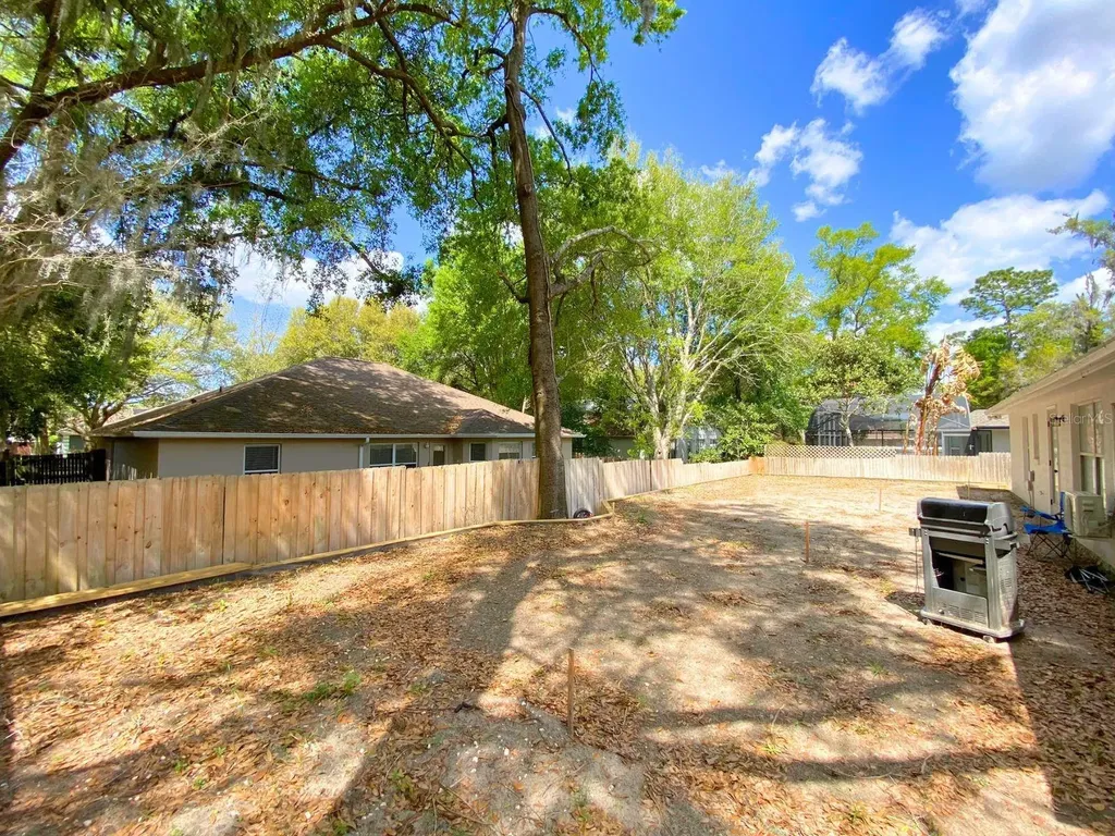 825 Haven Oak Court Apopka FL 32703