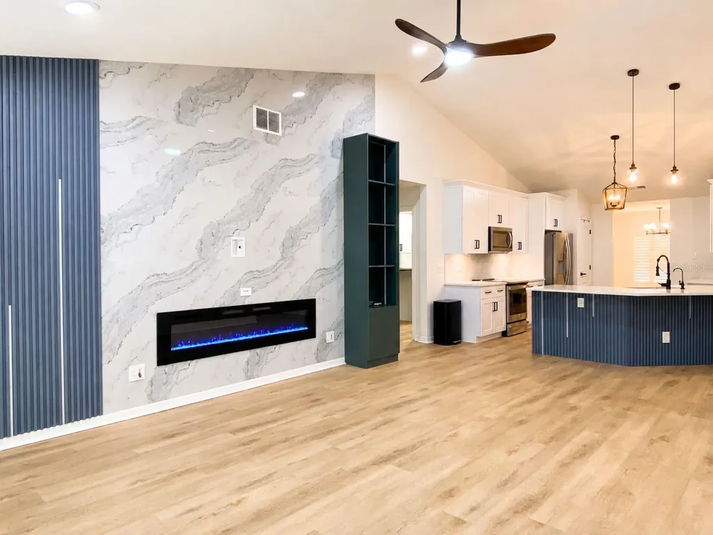 825 Haven Oak Court Apopka FL 32703