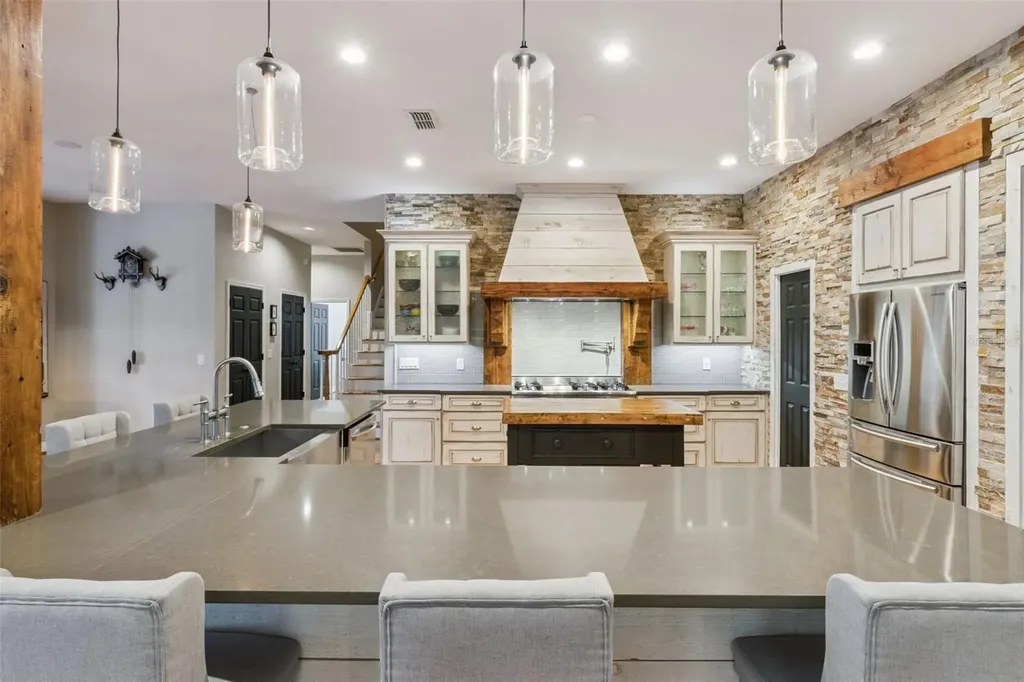 5002 Muir Way Lithia FL 33547
