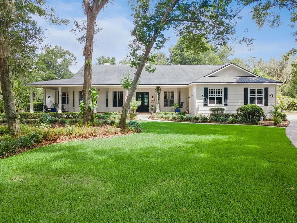 5002 Muir Way Lithia FL 33547