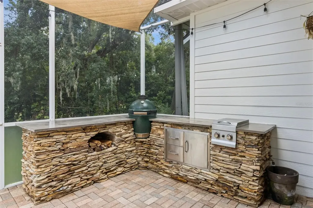 5002 Muir Way Lithia FL 33547