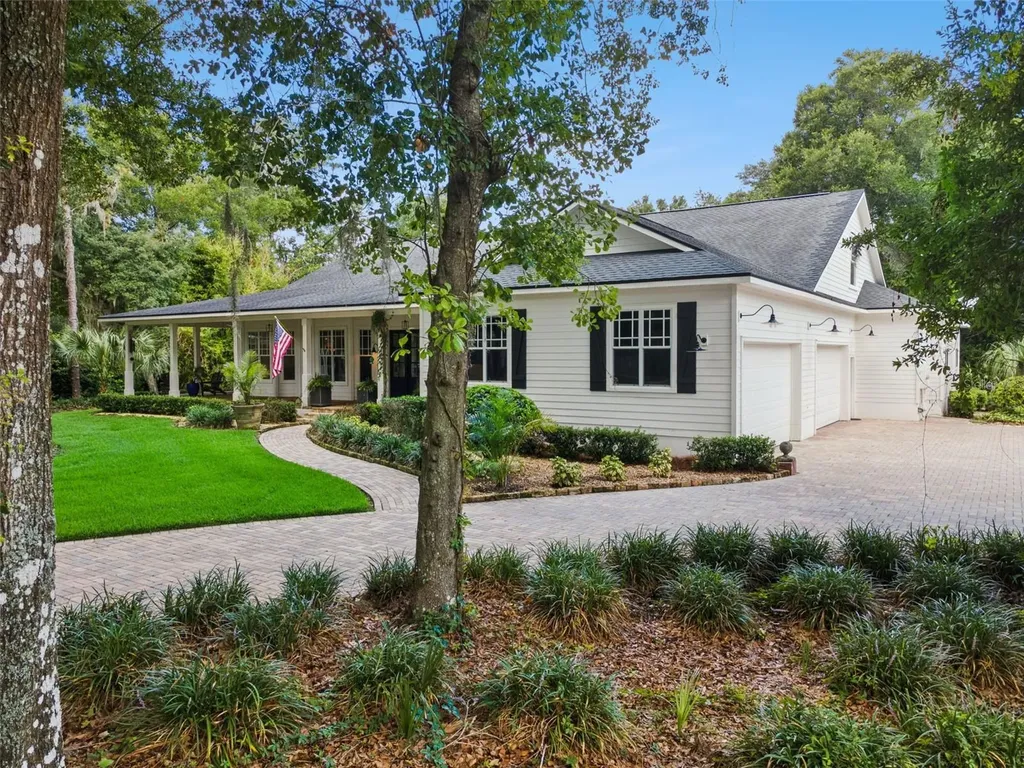 5002 Muir Way Lithia FL 33547