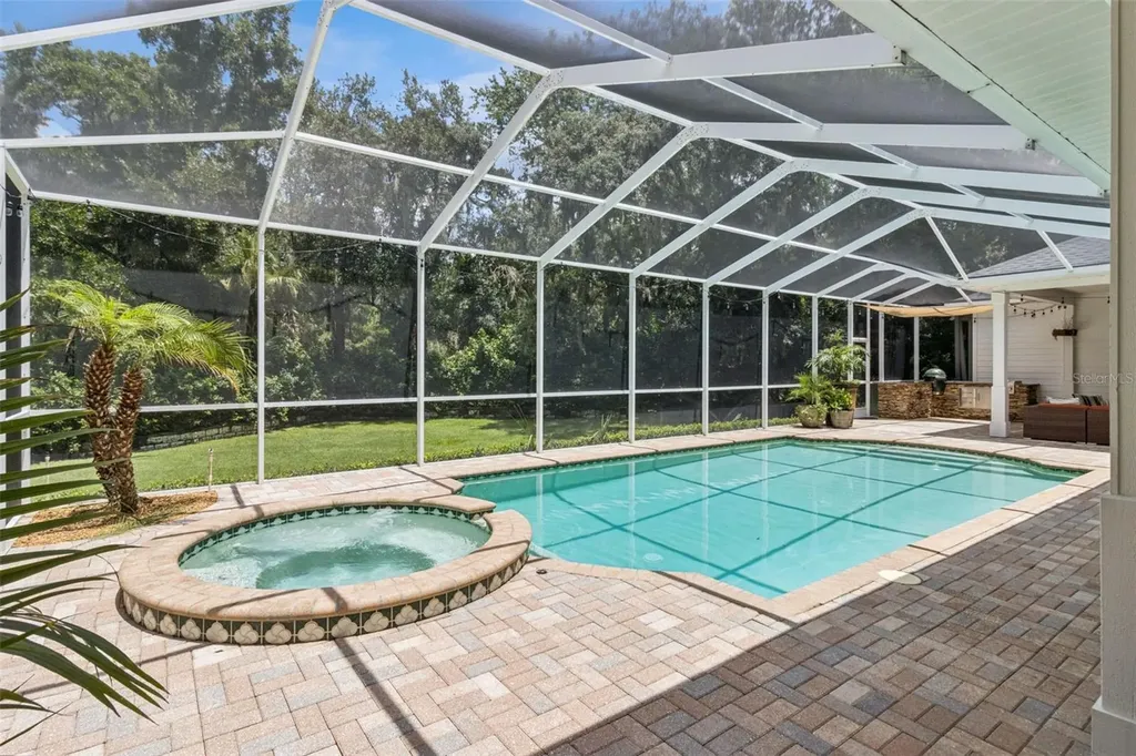 5002 Muir Way Lithia FL 33547