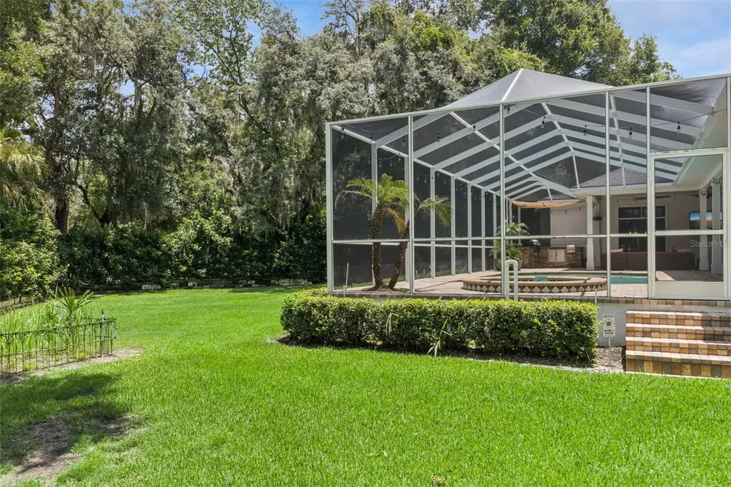 5002 Muir Way Lithia FL 33547