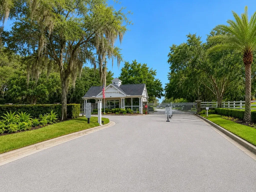 5002 Muir Way Lithia FL 33547