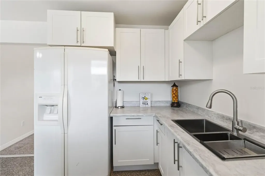 6018 W Livingston Street Orlando FL 32835