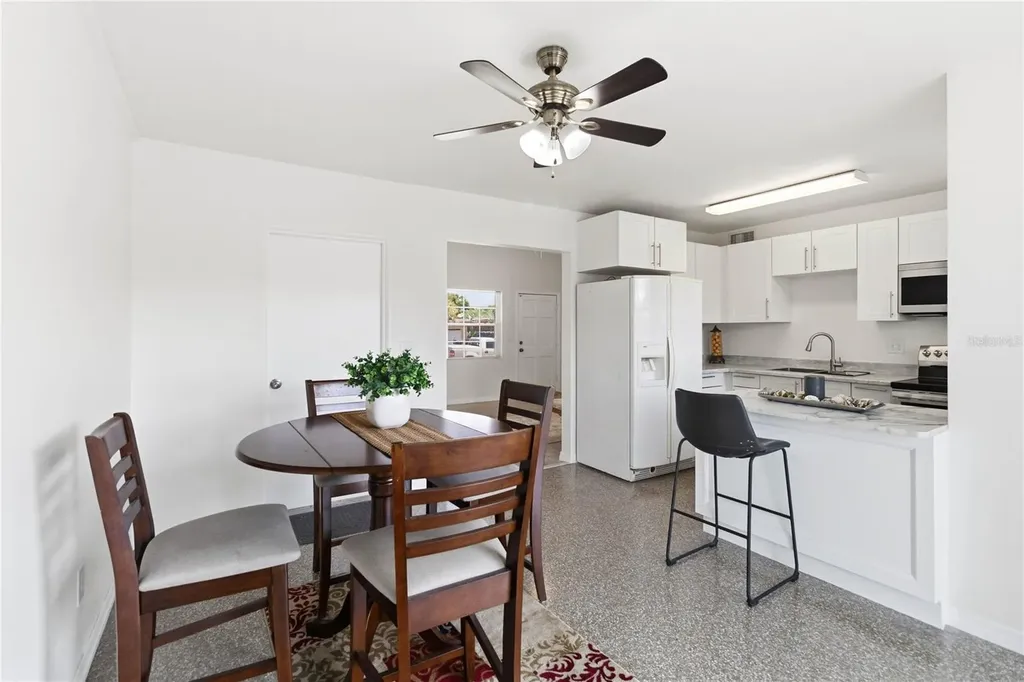 6018 W Livingston Street Orlando FL 32835
