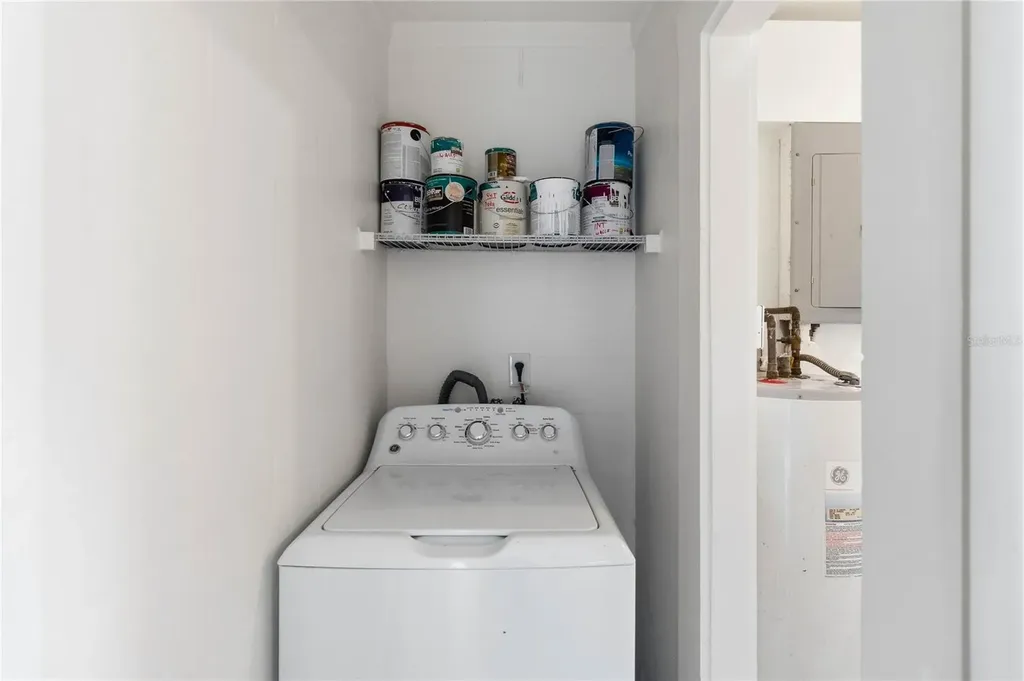 6018 W Livingston Street Orlando FL 32835
