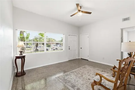 6018 W Livingston Street Orlando FL 32835