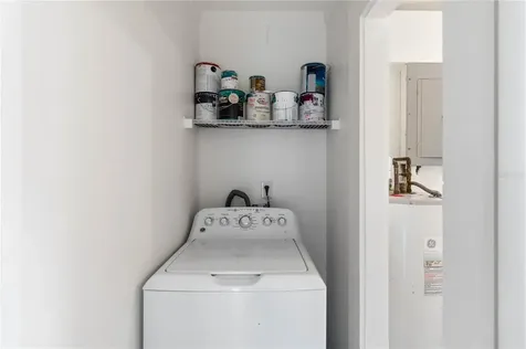 6018 W Livingston Street Orlando FL 32835