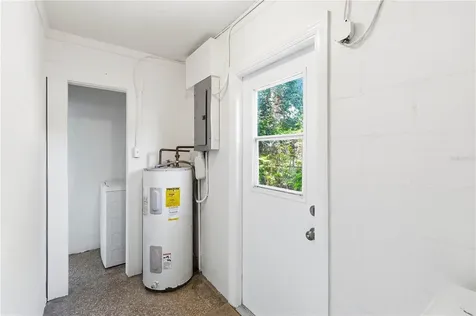 6018 W Livingston Street Orlando FL 32835