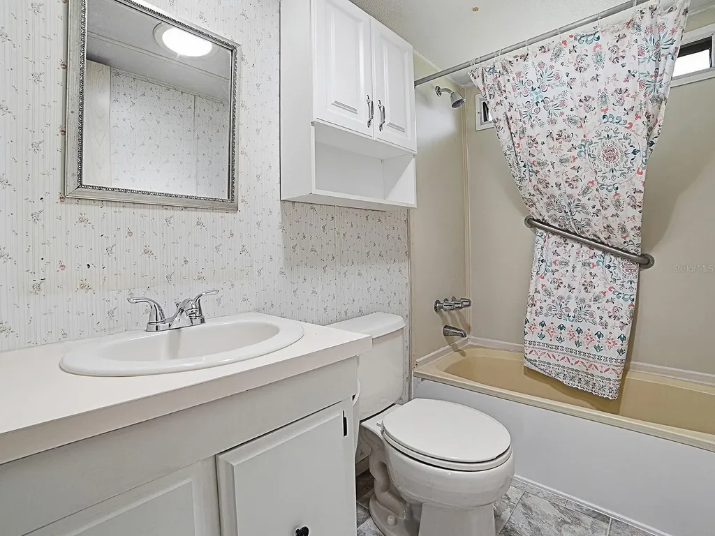 721 Sharon Drive Lady Lake FL 32159
