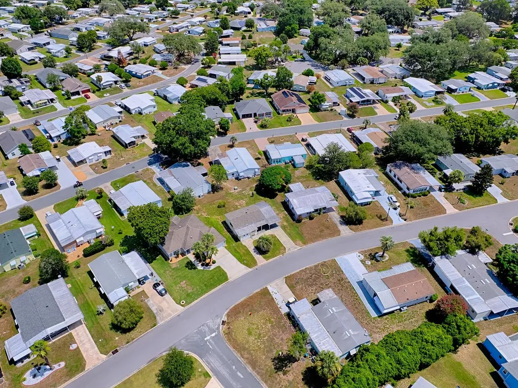 721 Sharon Drive Lady Lake FL 32159
