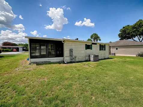 721 Sharon Drive Lady Lake FL 32159