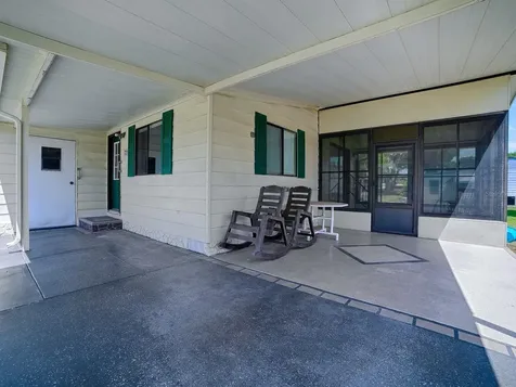 721 Sharon Drive Lady Lake FL 32159