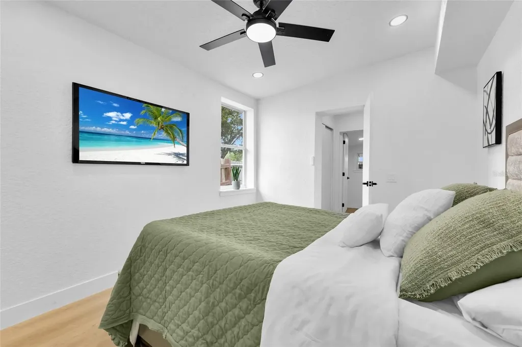 5325 Satel Drive Orlando FL 32810