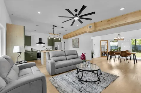 5325 Satel Drive Orlando FL 32810