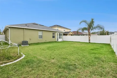 2020 Nations Way St Cloud FL 34769