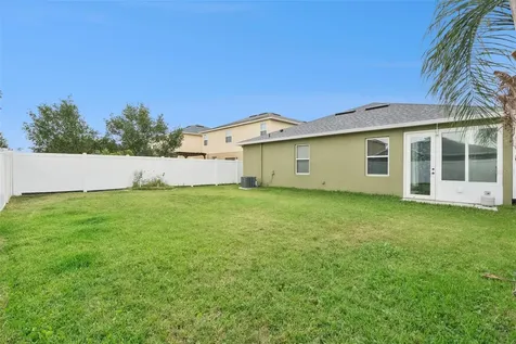 2020 Nations Way St Cloud FL 34769
