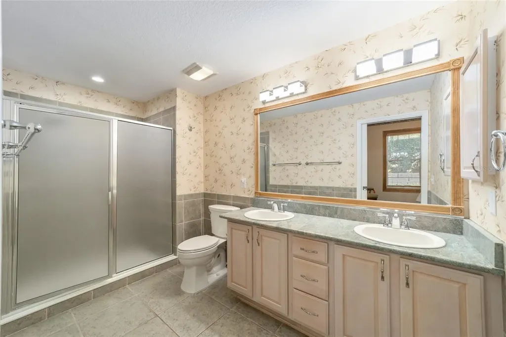 1074 Avenida Sonoma Lady Lake FL 32159