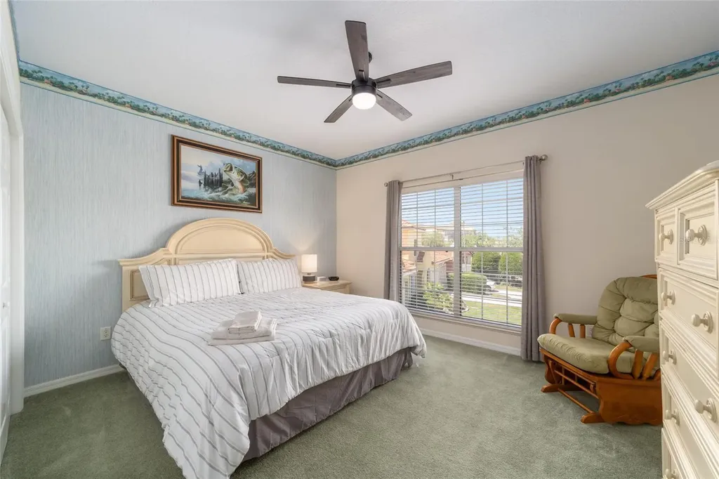 1074 Avenida Sonoma Lady Lake FL 32159