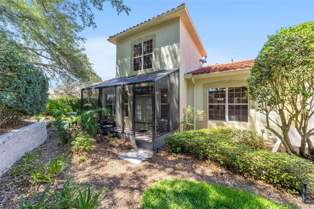 1074 Avenida Sonoma Lady Lake FL 32159