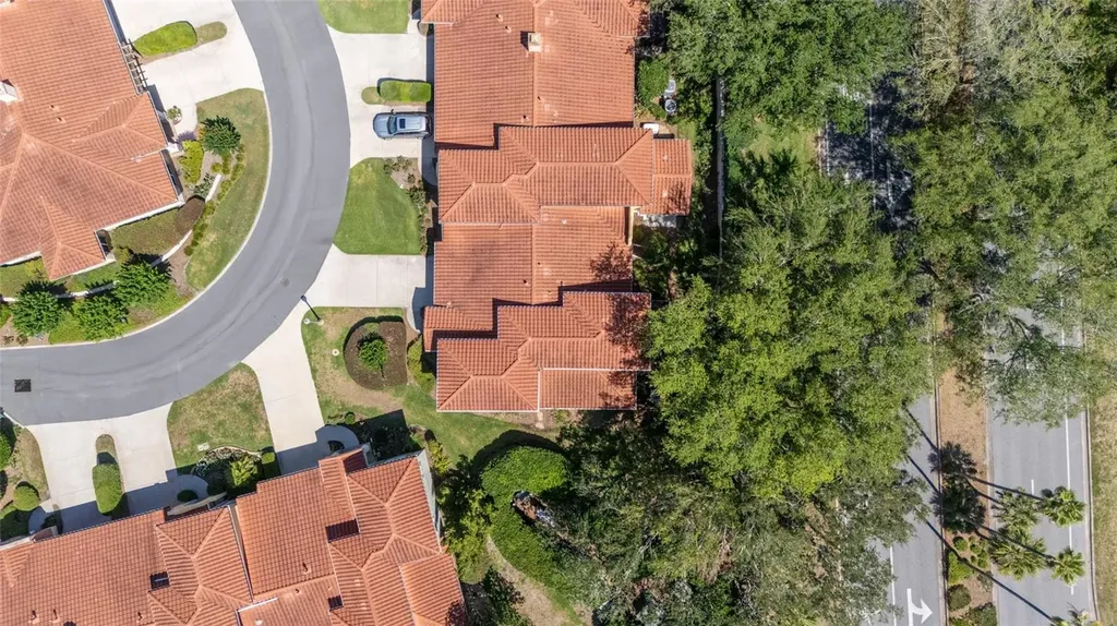 1074 Avenida Sonoma Lady Lake FL 32159