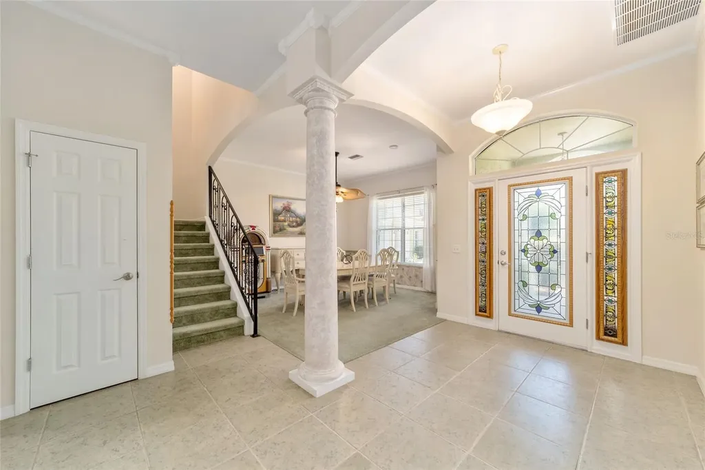 1074 Avenida Sonoma Lady Lake FL 32159