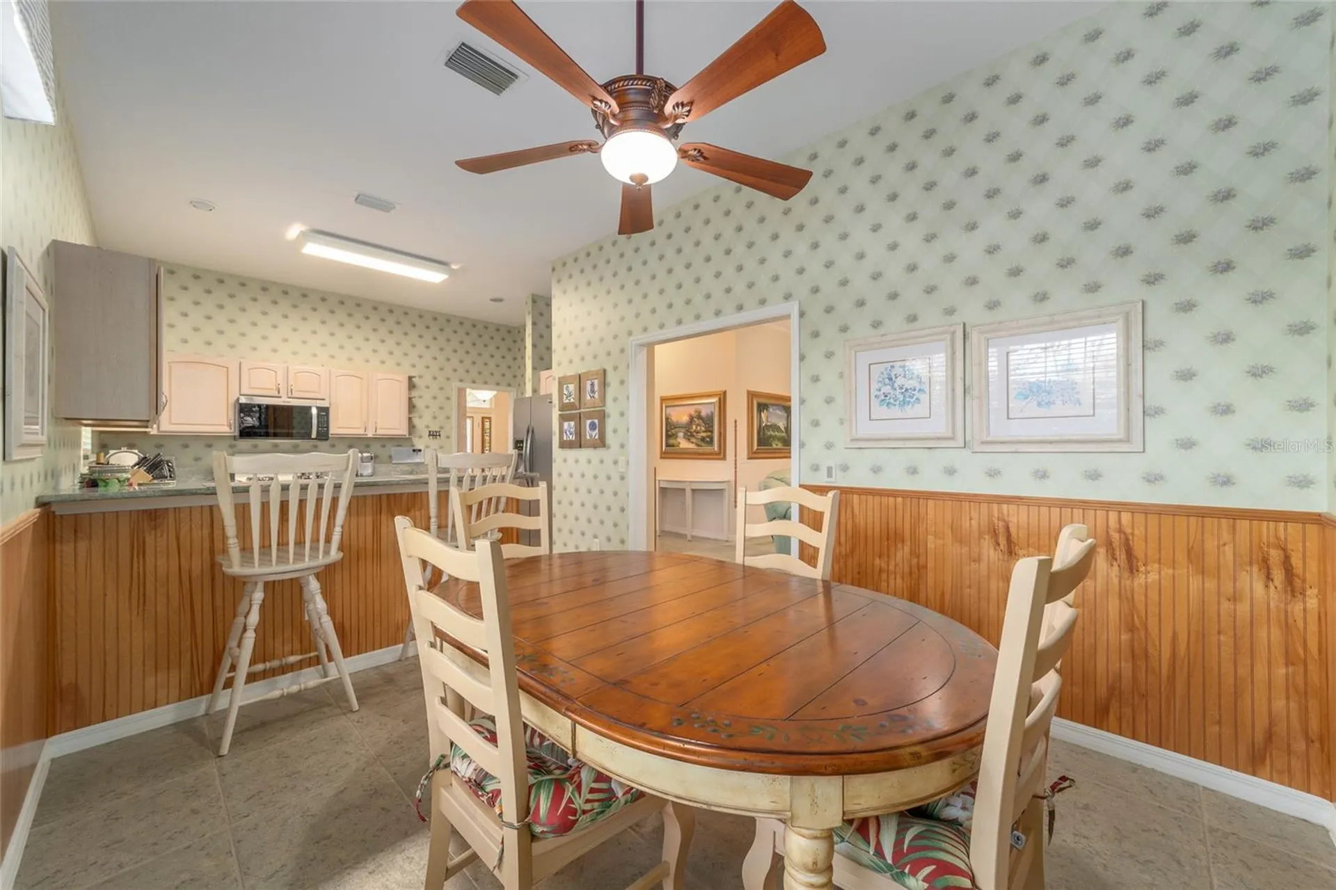 1074 Avenida Sonoma Lady Lake FL 32159