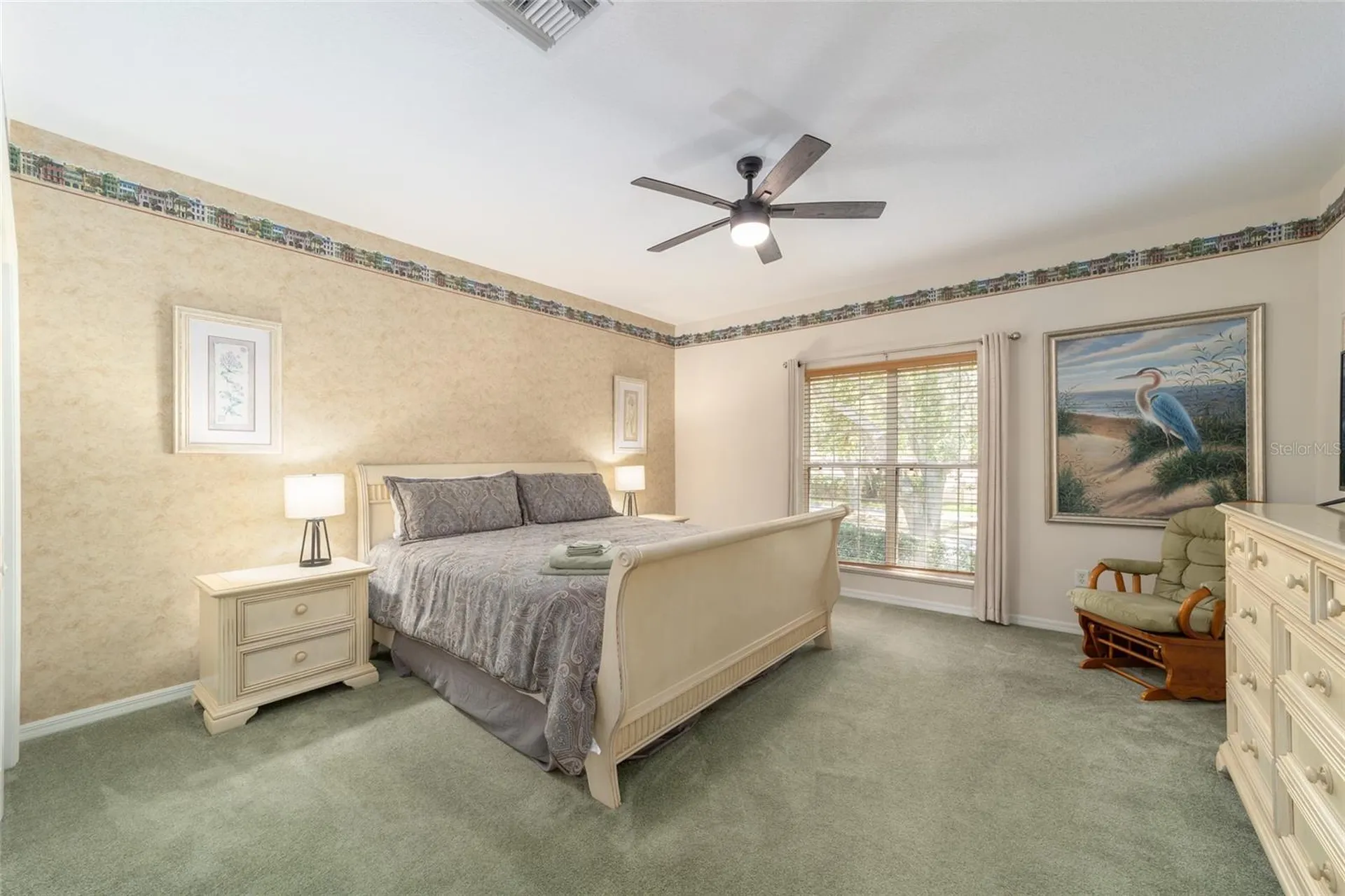 1074 Avenida Sonoma Lady Lake FL 32159