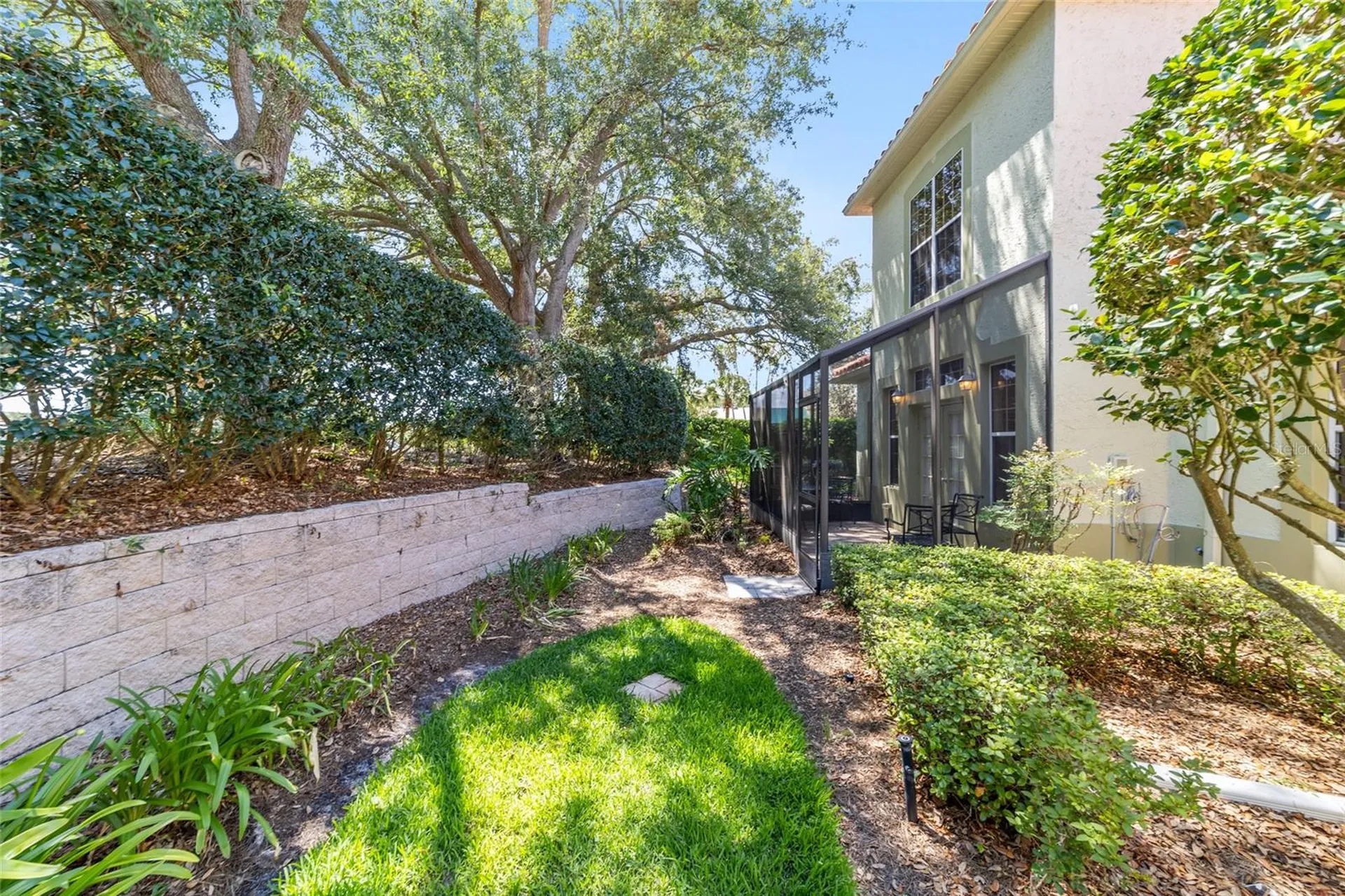 1074 Avenida Sonoma Lady Lake FL 32159