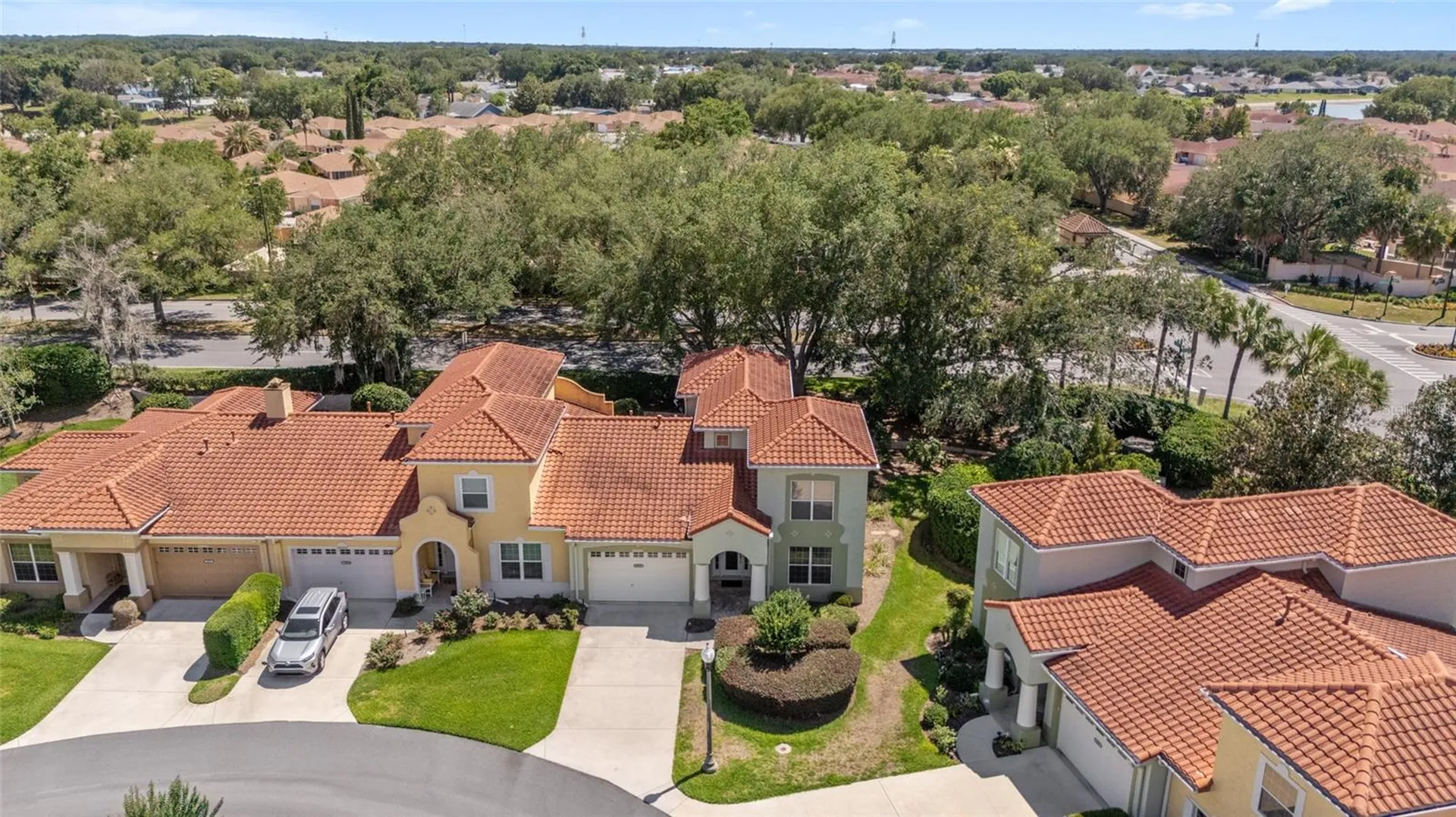 1074 Avenida Sonoma Lady Lake FL 32159